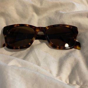 Brand new DIFF sunglasses tortoise shell